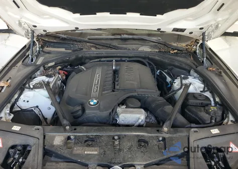 2015 BMW 535 Xi из США, поврежденный, VIN WBA5B3C52FD540151